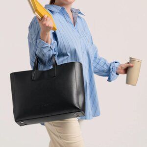 Calpak Haven 16" Laptop Tote Bag in Black, Excellent Condition